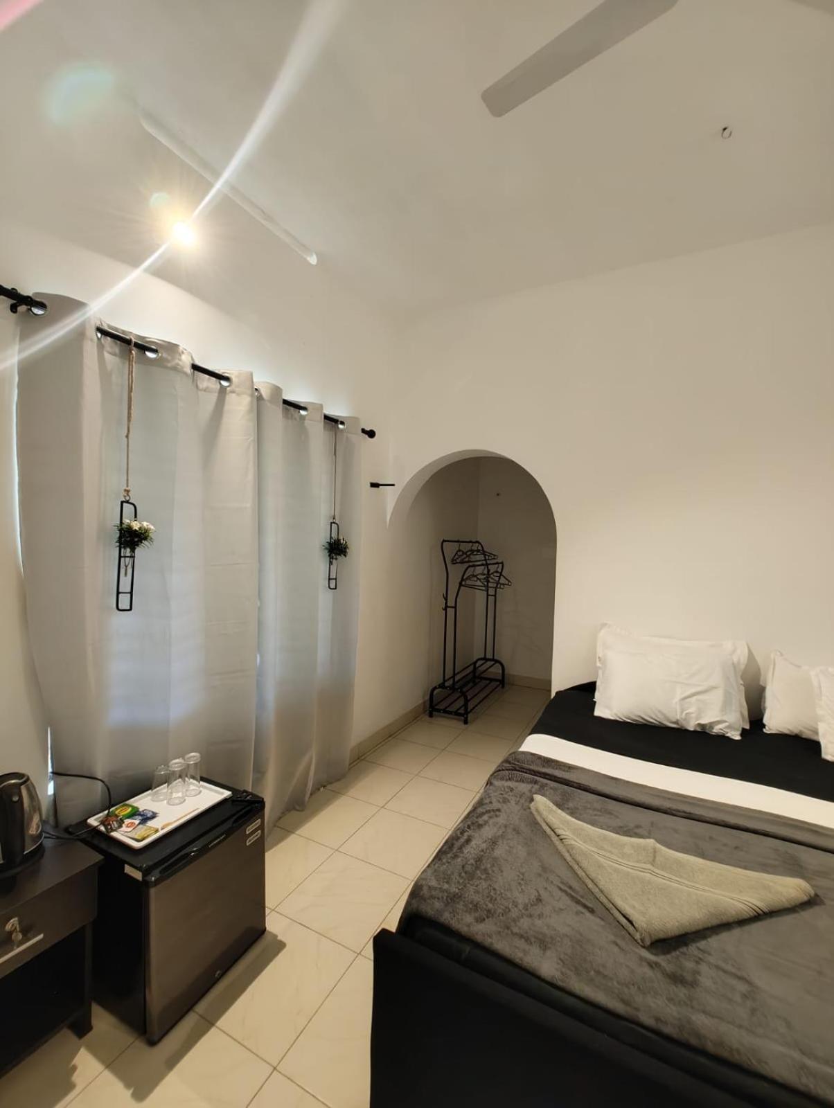 Satta Beach Deluxe Varkala Bilik gambar